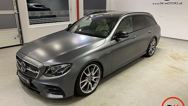 Mercedes E43 AMG T-Modell Designo Foto 1