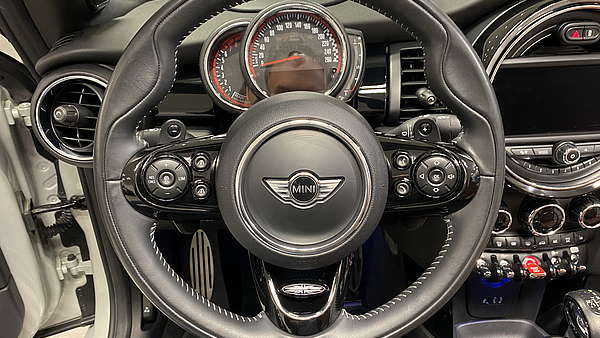 Mini John Cooper Works Cabrio Autm. Foto 26