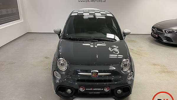 Abarth 695 70° Anniversario Foto 11