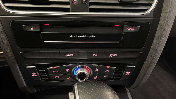Audi A5 SB 2.0 TDI Quattro 2016 schwarz Foto 17