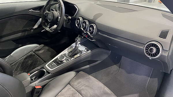 Audi TT 40 TFSI Competition S-Tronic (Facelift) Foto 12