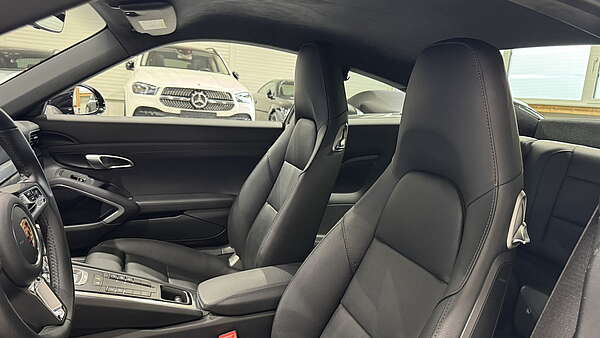 Porsche 911 991.2 Carrera S Coupe PDK Tiefschwarz Foto 20