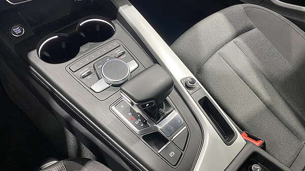 Audi A4 Avant 2.0 TDI Quattro S-Tronic Foto 14