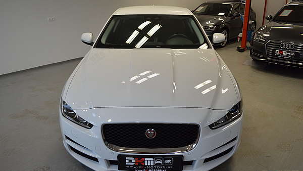 Jaguar XE 20d Prestige Autom. Foto 7