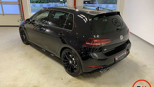 VW Golf 7R DSG Facelift schwarz Foto 2