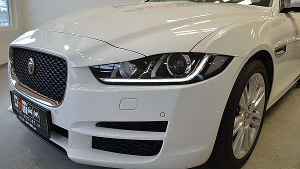 Jaguar XE 20d Prestige Autom. Foto 10