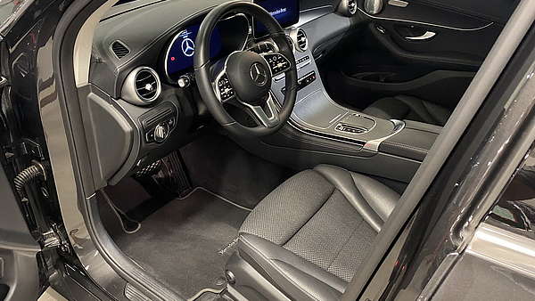 Mercedes GLC 220d 4Matic Aut. Kompakt (Facelift) Foto 14