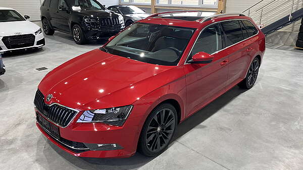 Skoda Superb Combi Style 2.0 TDI DSG Foto 4