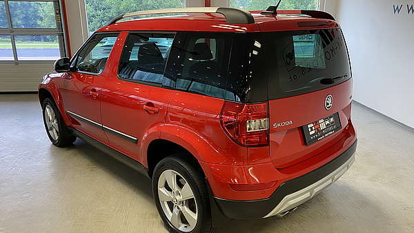 Skoda Yeti Outdoor 2.0 TDI 4x4 DSG Foto 2