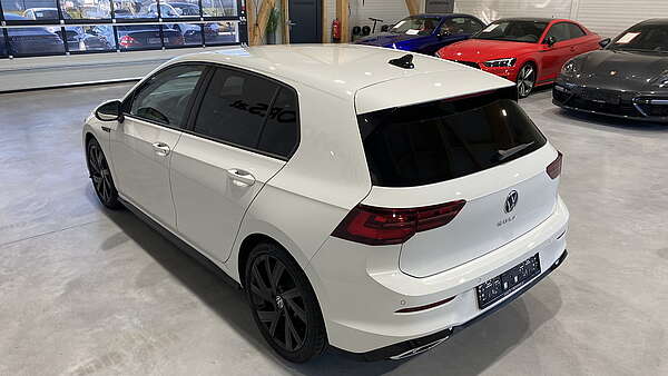 VW Golf 8 R-Line 1,5 TSI Foto 4