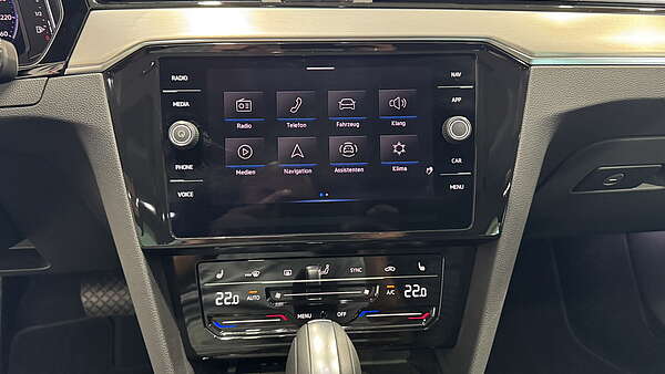 VW Passat Kombi 2.0 TDI DSG R-Line 2023 Nr.2 Foto 28