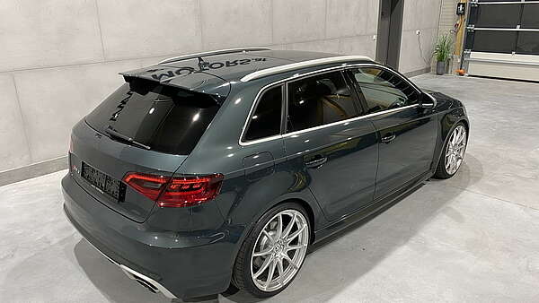 Audi RS3 Sportback Audi Exclusive Foto 2