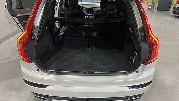 Volvo XC90 R-Design 7-Sitzer Autm. Foto 22