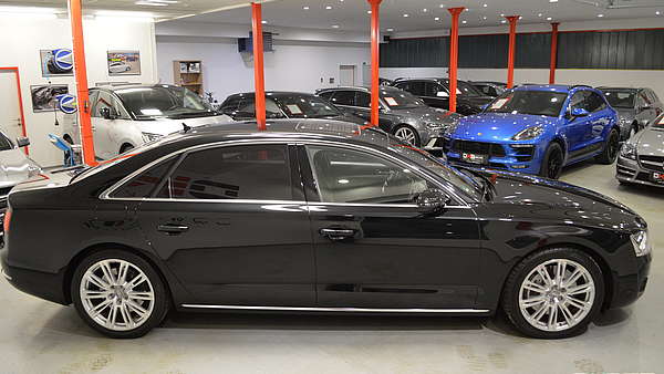 Audi A8 Lang 4.2 TDI quattro Foto 4