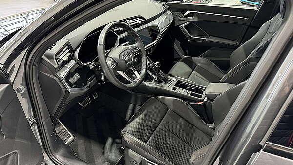Audi Q3 40 TFSI Quattro S-Tronic S-Line Daytona Grau Foto 14