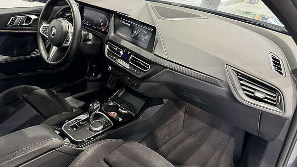 BMW 120d xDrive (F40) Automatik M-Paket Foto 20