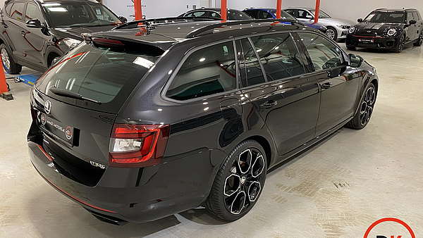 Skoda Octavia Combi RS TDI DSG 4x4 schwarz Foto 9