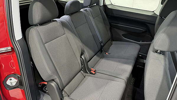 VW Caddy Maxi 2.0 TDI 4Motion 2021 Foto 16