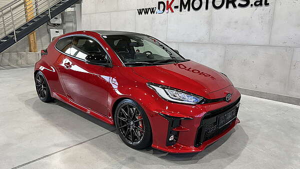 Toyota Yaris GR High Performance Emotional Red Metallic Foto 1