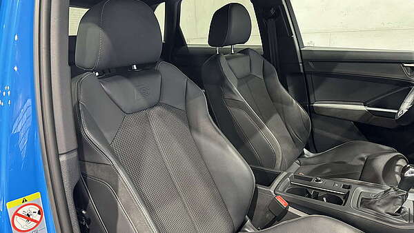 Audi Q3 35 TDI Quattro S-Tronic S-Line Turbo Blau Foto 18