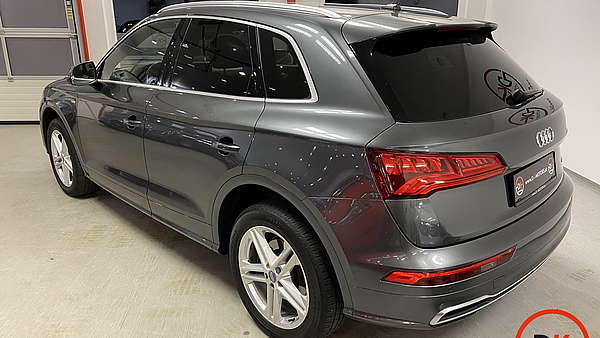 Audi Q5 3.0 TDI Sport Quattro Automatik S-Line Foto 2