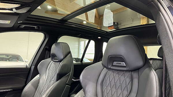 BMW X5 30d xDrive G05 M-Sport Carbon Schwarz 2022 Foto 17
