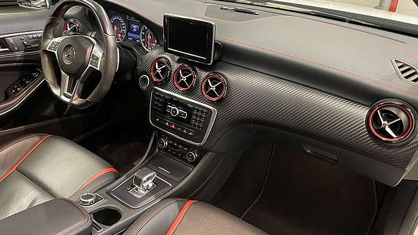 Mercedes A45 AMG 4Matic Turbo Performance Foto 26