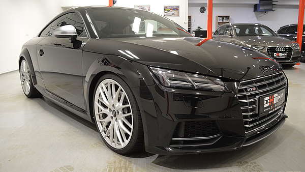 Audi TTS S-Tronic 8S schwarz Foto 5