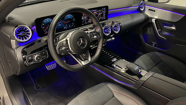 Mercedes A200d 4Matic Autm. AMG Line 2021 Foto 15