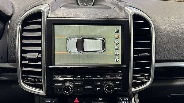 Porsche Cayenne S II FL eHybrid Meteorgrau Foto 29