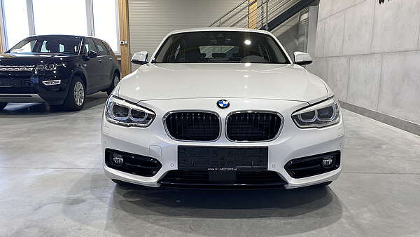 BMW 120d xDrive Sport Line Aut. 2019 Foto 3