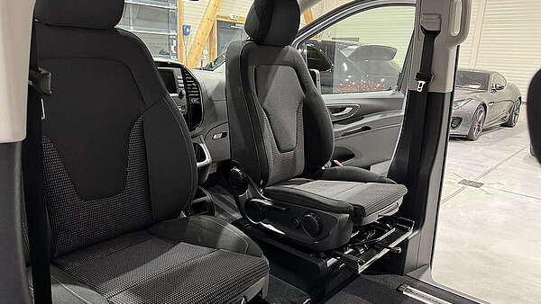 Mercedes V220d 4Matic lang Marco Polo Activity Foto 35