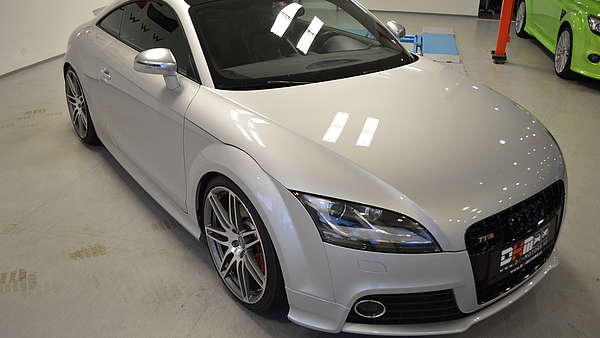 Audi TTS 8J silber Foto 7