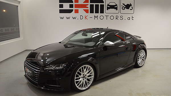 Audi TTS S-Tronic 8S schwarz Foto 0