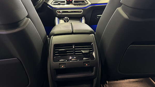 BMW X6 30d xDrive G06 M-Sport Riverside Blau Foto 28