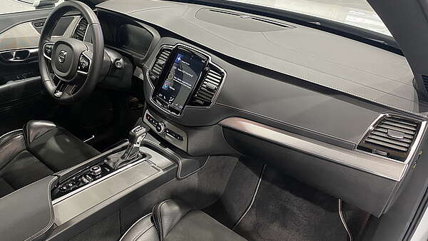 Volvo XC90 R-Design 7-Sitzer Autm. Foto 18