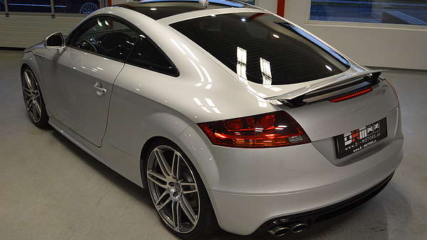 Audi TTS 8J silber Foto 3