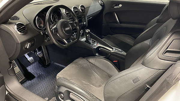 Audi TT 1.8 TFSI Ibisweiß Foto 7
