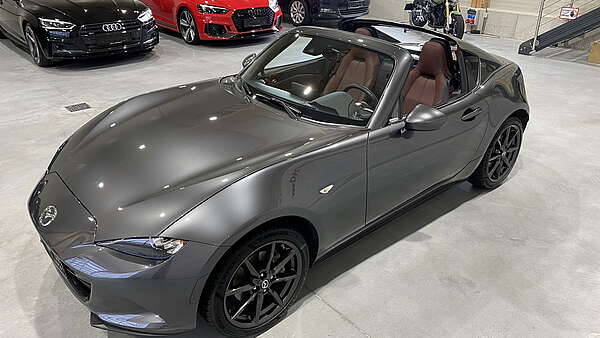 Mazda MX-5 RF G184 Revolution Foto 14