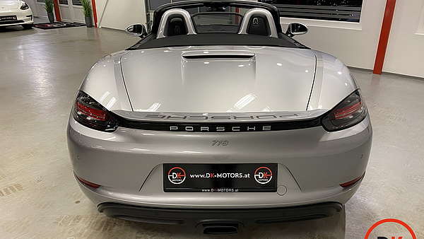 Porsche 718 Boxster PDK GT-Silber Foto 10