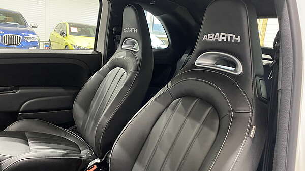 Abarth 595C Turismo weiss Foto 7