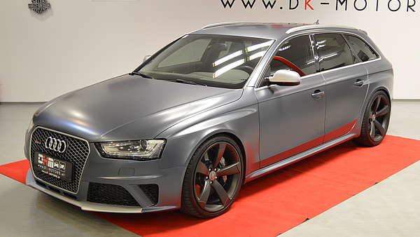 Audi RS4 Avant Foto 1