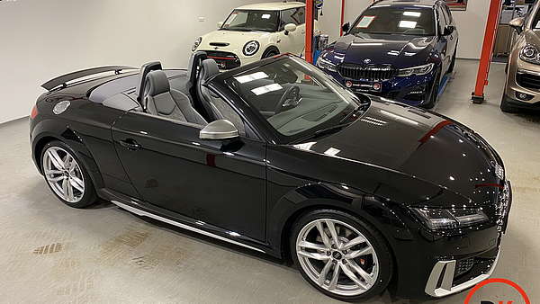 Audi TTS Roadster S-Tronic Foto 10