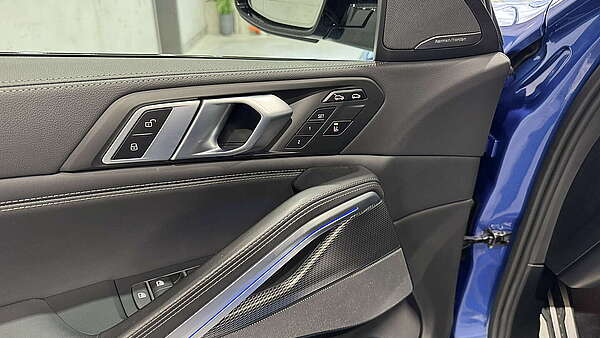 BMW X6 30d xDrive G06 M-Sport Riverside Blau Foto 21