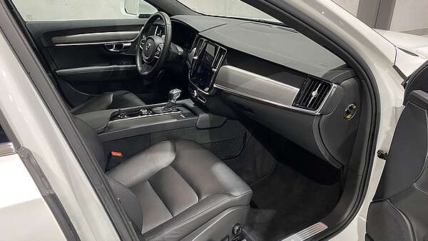 Volvo V90 D3 AWD Momentum Aut. Foto 12