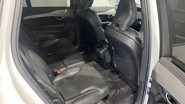 Volvo XC90 R-Design 7-Sitzer Autm. Foto 20