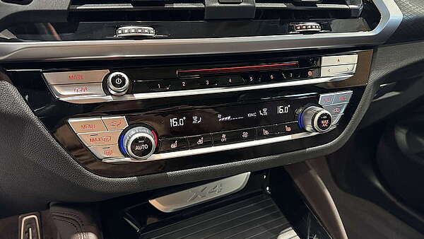 BMW X4 20d xDrive M-Sport X Foto 26