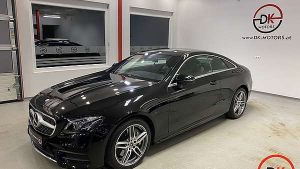 Mercedes E400 4Matic Coupe AMG Line Foto 0