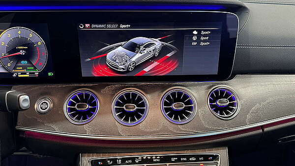 Mercedes CLS 450 4Matic AMG Line (C257) Foto 32