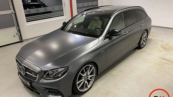 Mercedes E43 AMG T-Modell Designo Foto 10